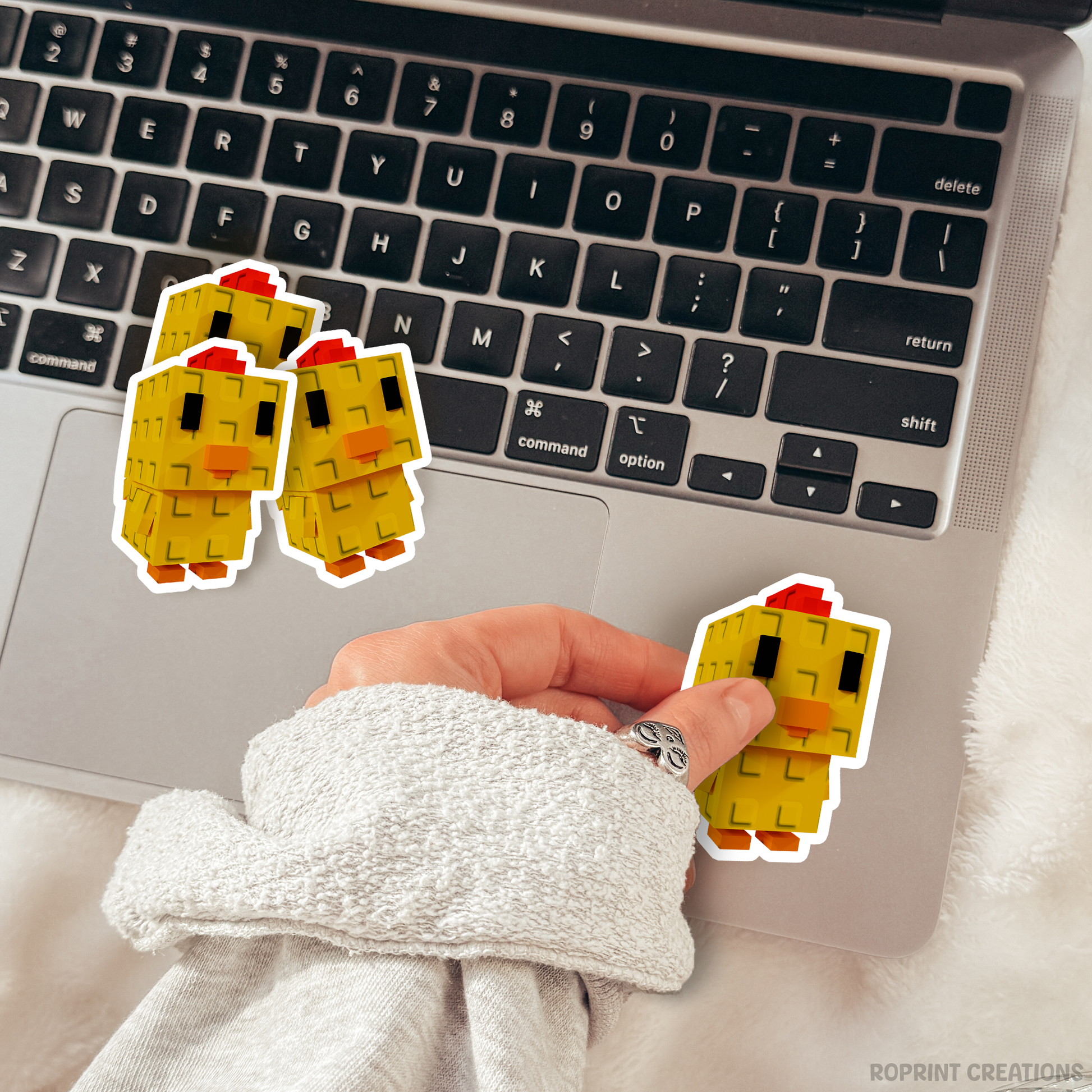 Brighten up your belongings with this adorable Grow A Garden Chicken sticker! Perfect for decorating notebooks, laptops, and party favors — the best gift for Roblox Grow A Garden fans.