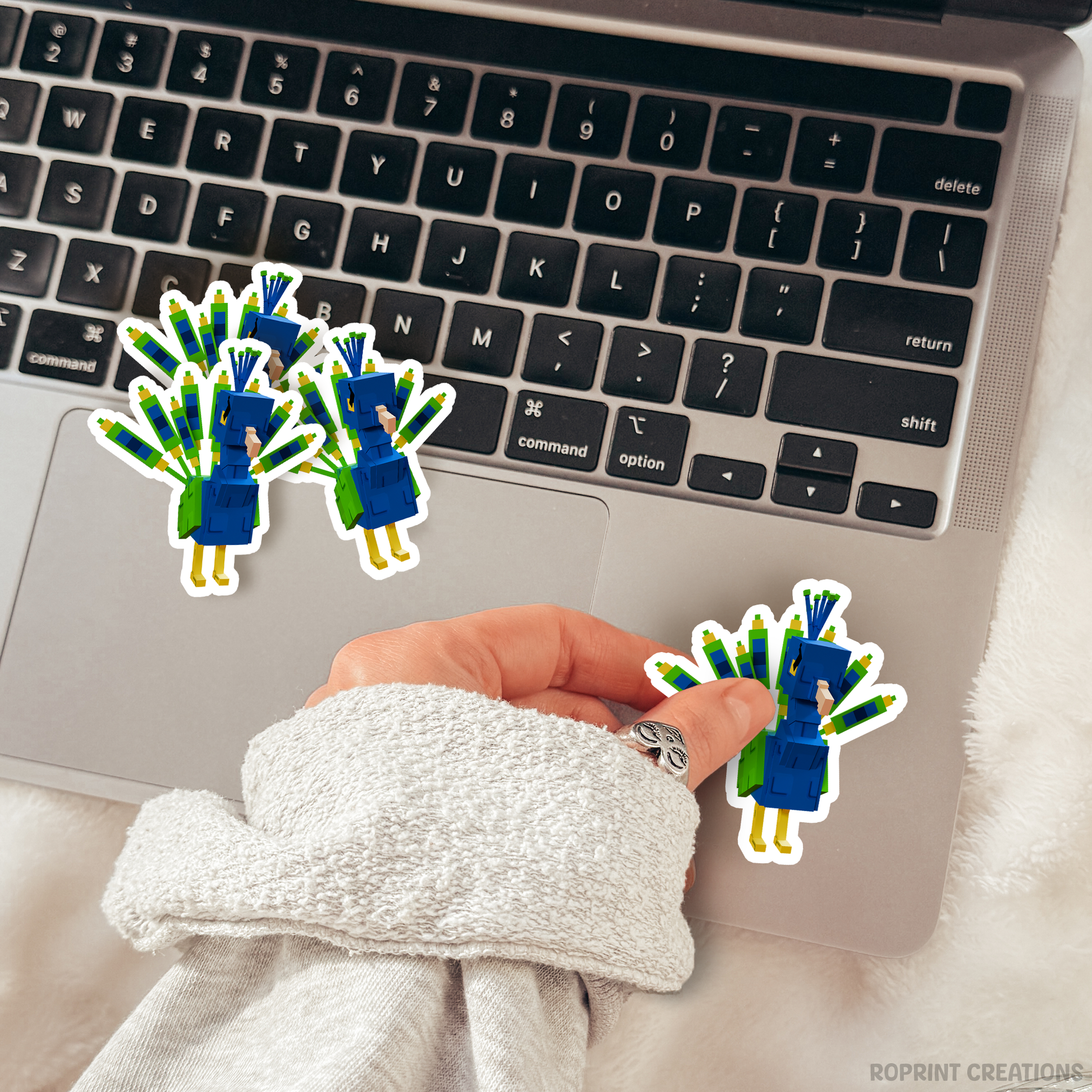 Brighten up your belongings with this adorable Grow A Garden Peacock sticker! Perfect for decorating notebooks, laptops, and party favors — the best gift for Roblox Grow A Garden fans.